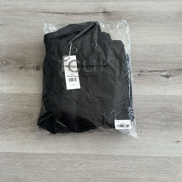 The French Connection Jogger Black M NWT IN PACKAGE - Picture 6 of 8